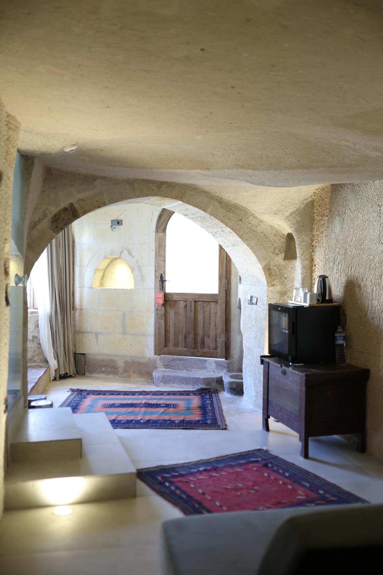 Potamia Cave Suites Ortahisar Exterior foto